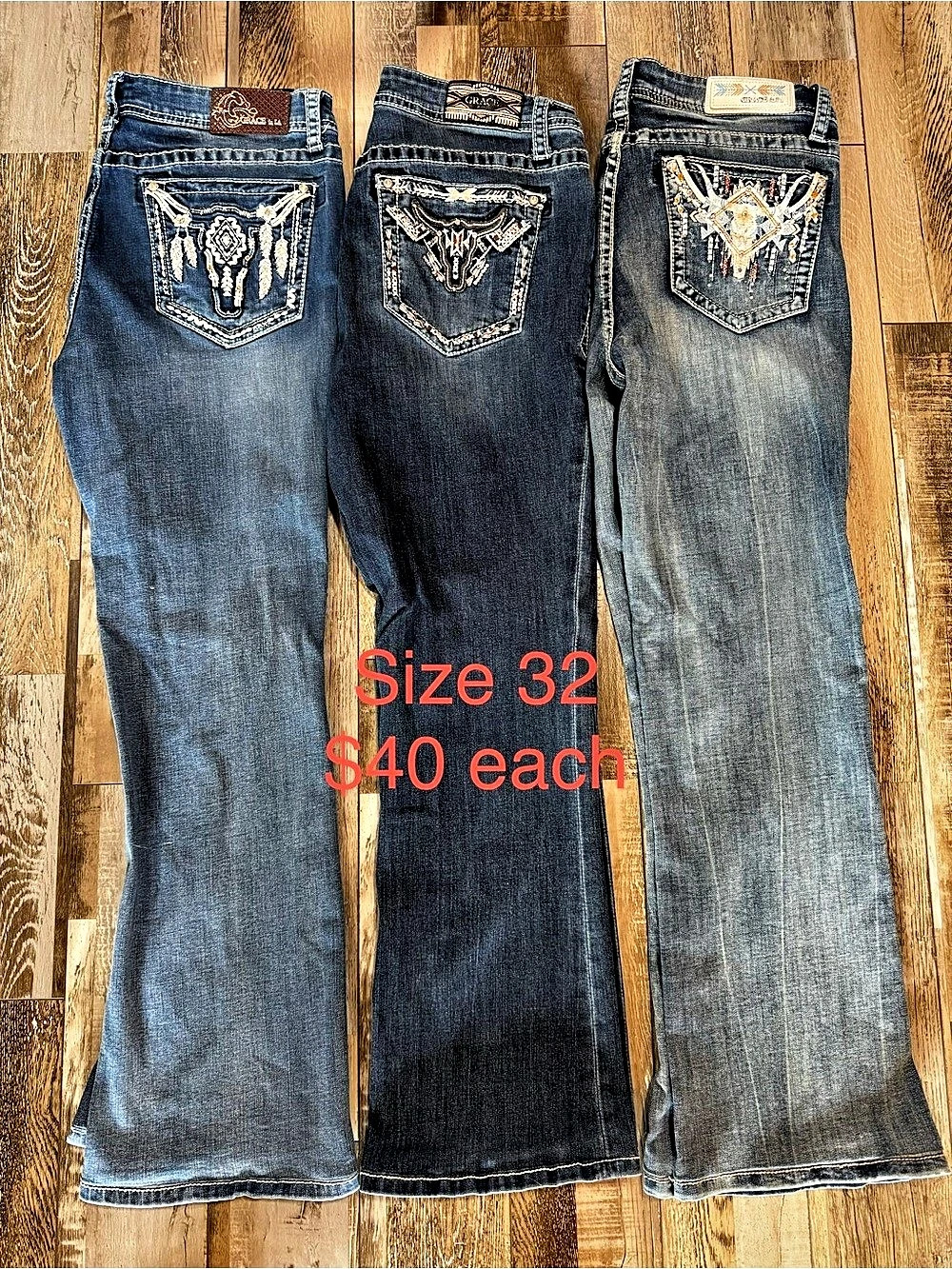 Grace in LA Feather Embroidery Mid Rise Bootcut Jeans Waist 32 Blue